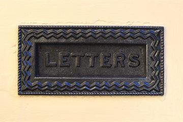 Ofgem apologises for slow response to MPs' letters amid energy crisis