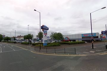 Manchester targets civil service hub for former retail park
