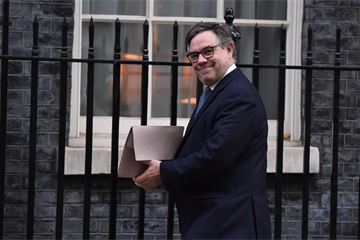 'Be realistic’ about pay, Cabinet Office minister tells striking civil servants