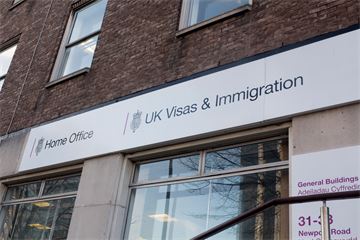 Asylum backlog hits record high as Home Office launches 'streamlined' applications