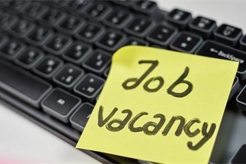 Pay not the biggest problem in recruiting digital staff, experts say