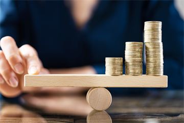 ‘Maturing’ departments get more control over property spend