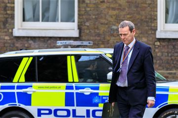 Defend civil servants from 'unfair' attacks over Raab report, ex-Foreign Office chief tells PM