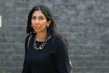 PM to consult ethics adviser after Braverman ‘asked civil servants for help with speeding fine’