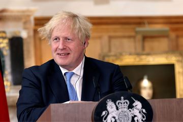 Minister defends civil servants who referred Johnson to police over lockdown breach claims