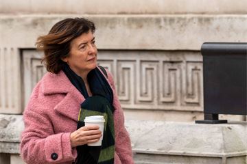 Watchdog says 'no evidence' Sue Gray broke rules as ex-official given six-month wait to start Labour job