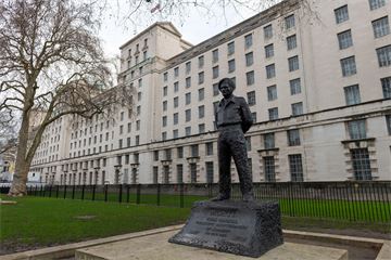 MoD recruitment curb to last 18 months and cut headcount by up to 3,000