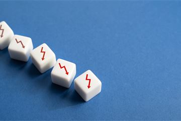 Real terms-pay drops again, with SCS pay nosediving by 26% since 2010