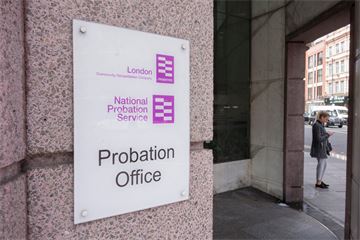 Probation inspector calls for independent review of 'struggling' service