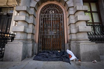 All departments should take responsibility for rough sleeping, report argues