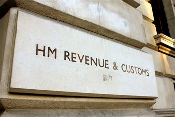 HMRC offers staff 'frankly embarrassing' 1% pay bump to give up flexible hours