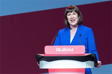 Labour government would halve consultancy spending, Reeves says