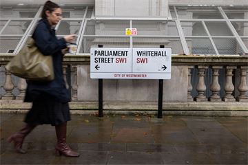 Unions urge a 'what works best' approach on office-attendance