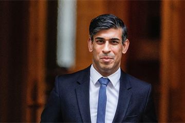 Sunak being 'transparent' about asylum backlog numbers, No.10 insists