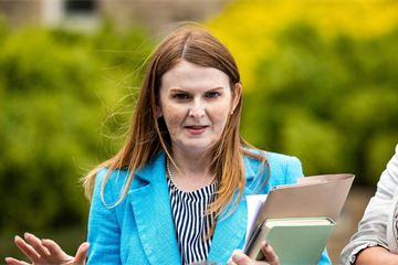 NI ministers pledge 'fair and just' pay rise for public servants