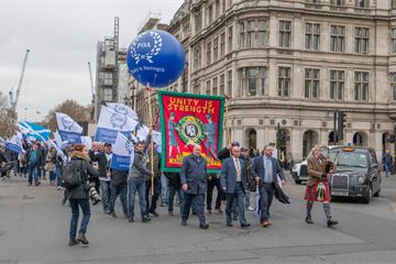 Prison officers' union demands 8.3% pay rise amid 'retention crisis'