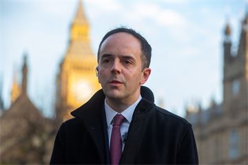 Labour calls in heavy hitters to advise on 'modernising' HMRC