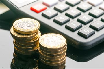 Northern Ireland civil servants to get long-awaited pay rise