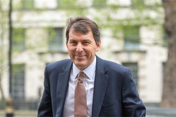 Milestone-based reward trial for senior civil servants to begin in summer