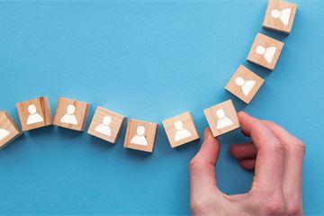 Civil service headcount rises to 511,000