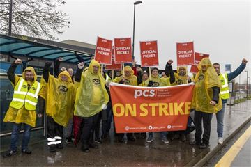 Ministers confirm plans to dump controversial strike-busting law