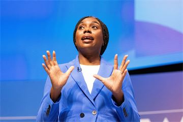 Clickbait claims about jailing civil servants do not a leader make, Kemi