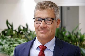 Ministers oust CMA chair