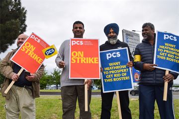 Hundreds of Border Force staff have left over rota change, union says