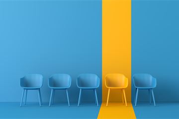 Acoba gets interim chair as Pickles departs