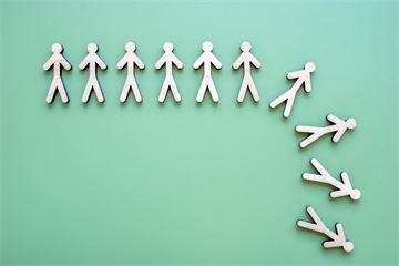 Growing digital profession will help government shed 7,000 contractors, Little tells MPs