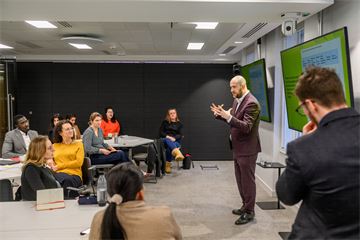 'Be humble': Why academics need to change their approach to the civil service