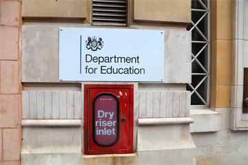 DfE seeks chief scientific adviser