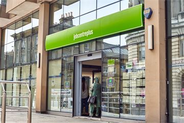 MPs warn of DWP work coach 'complacency'