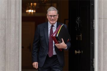 Ministerial reshuffles and the centre of government: What should civil servants expect now?