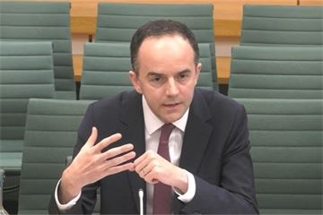 Starmer drafts in James Murray as health secretary