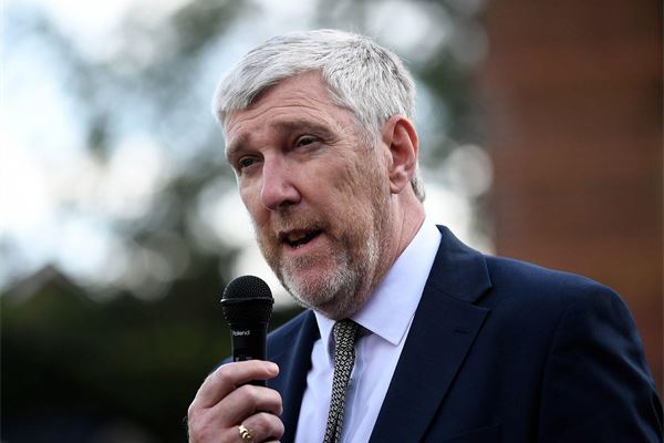 Ministers launch NICS apprenticeship scheme