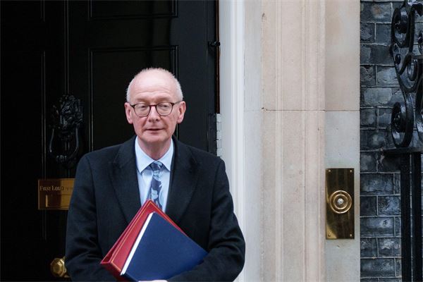 Professional standards should be 'championed at heart of government'