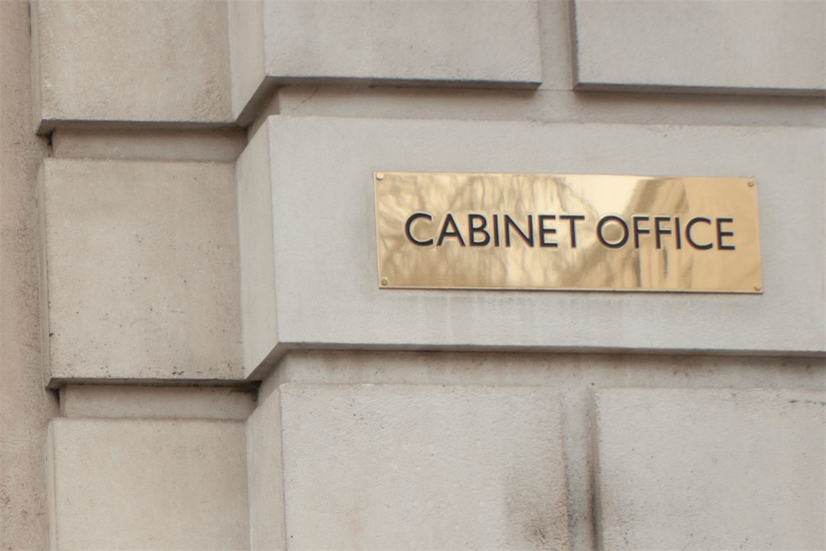 scs-pay-rise-should-be-no-higher-than-for-rank-and-file-civil-servants
