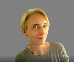 Emma Charles headshot