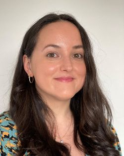 Maeve Glover headshot