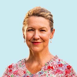 Elaine Whyte headshot